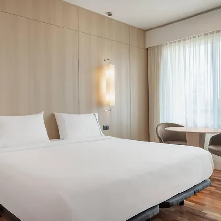 Ac Palacio By Marriott