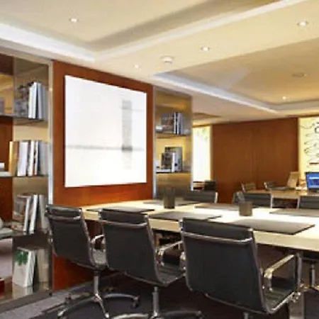 Ac Palacio By Marriott Hotel 4*