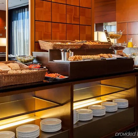 Ac Palacio By Marriott