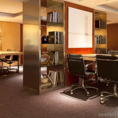 Ac Palacio By Marriott 4*