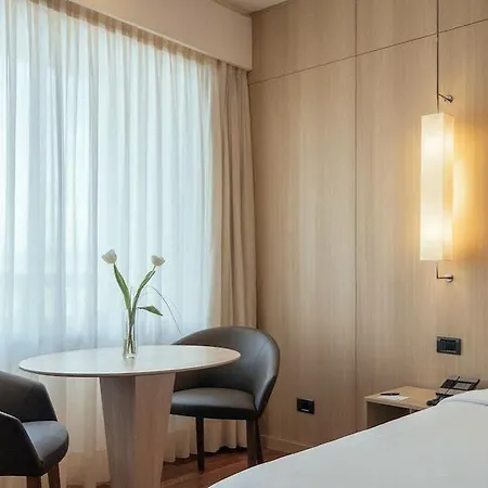 Ac Palacio By Marriott Hotel Málaga