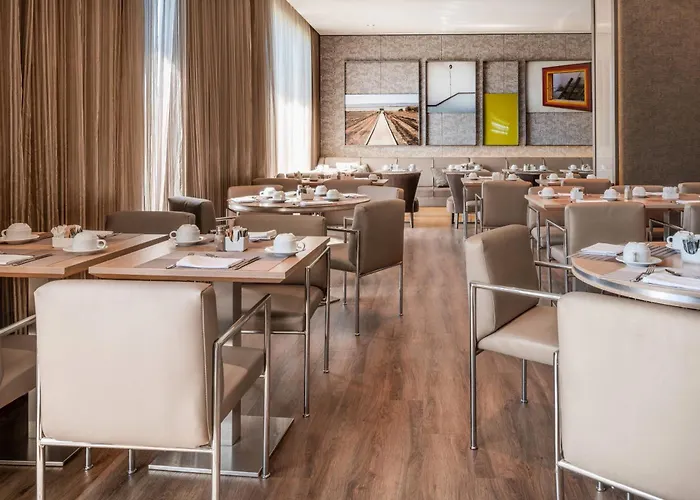 מלון Ac Palacio By Marriott