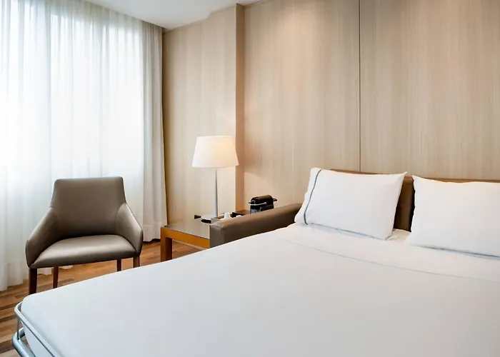 Ac Palacio By Marriott מלון מאלגה