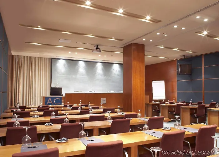 Ac Palacio By Marriott מלון